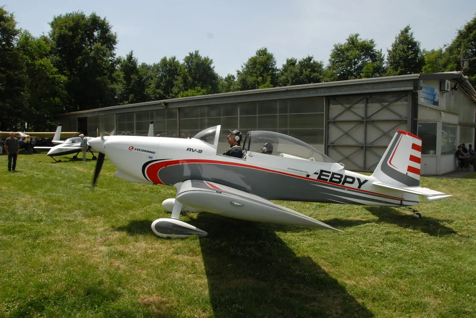VAN'S RV 8